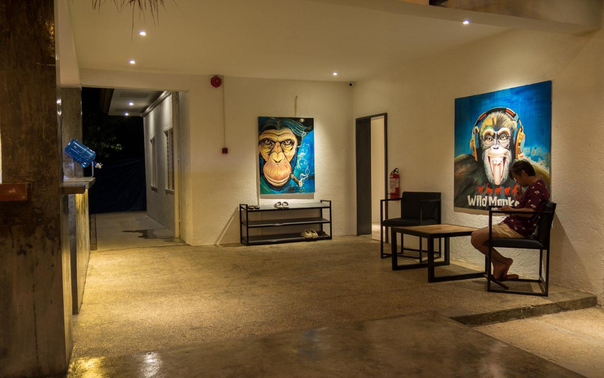 Wild Monkeys Hostel Moalboal Εξωτερικό φωτογραφία